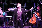 Neil-Holiday-Cape-Symphony