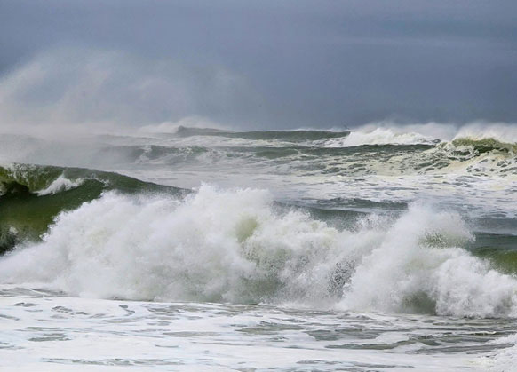 Ocean waves crashing onshore