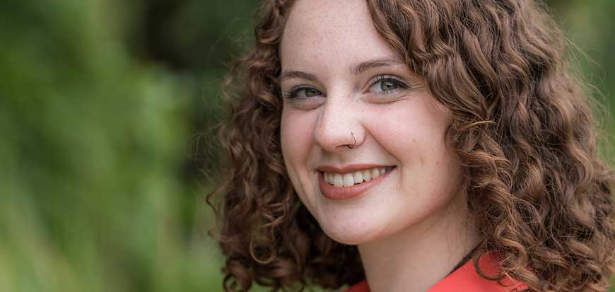 Actress Jessica Curran performs with the Cape Symphony in February 2019