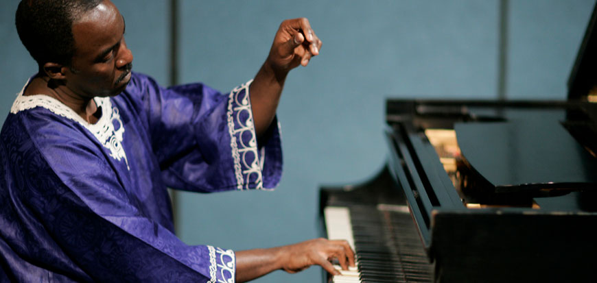 William Chapman Nyaho performs with the Cape Symphony in January 2020
